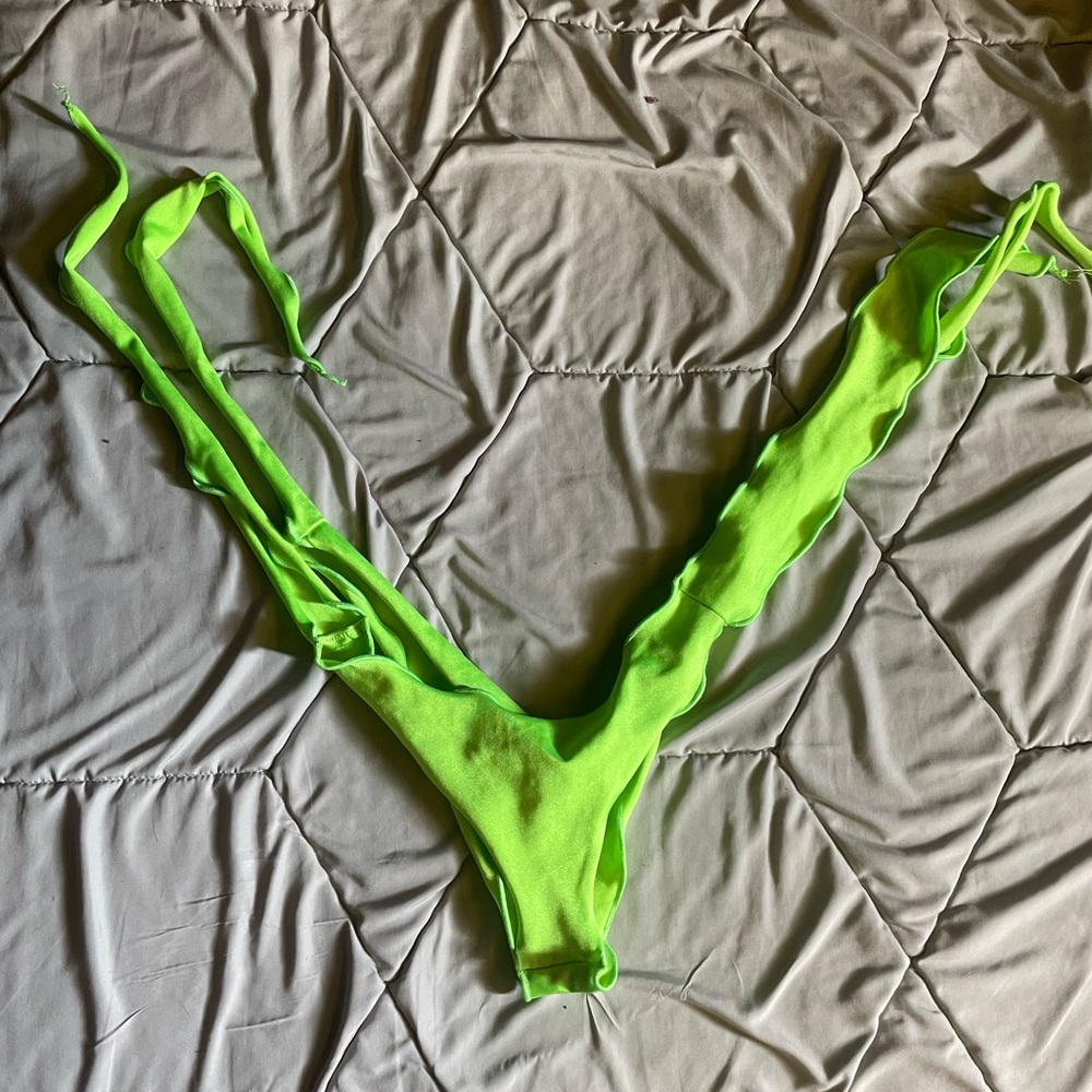 UV Neon Green Rave Set - Picture 6 of 7